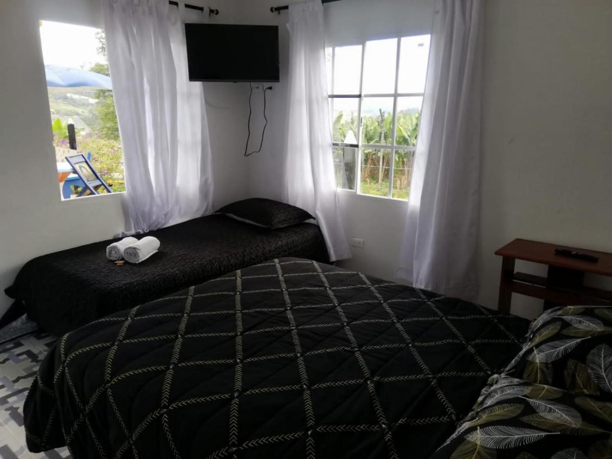 Hotel Vista Farallones 贾丁 外观 照片